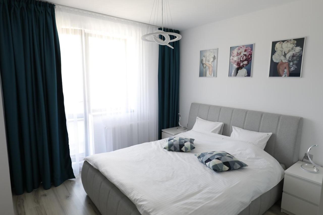 Perfect View Apartment シナヤ エクステリア 写真